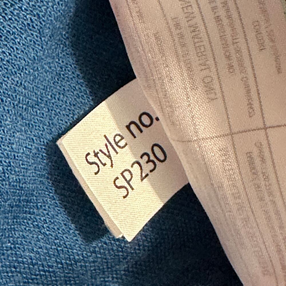 Smartwool PhD Smartloft Divide Full Zip Jacket Womens S Merino Blend Teal *Holes - Picture 9 of 16